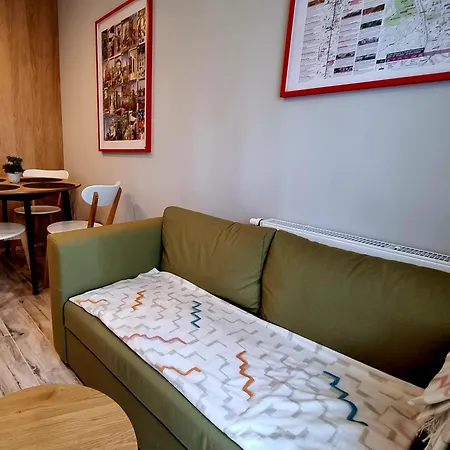 Srebrna Ostoja 65- Atlas Arena, Piotrkowska, Manufaktura, Prywatny Parking * Łódź