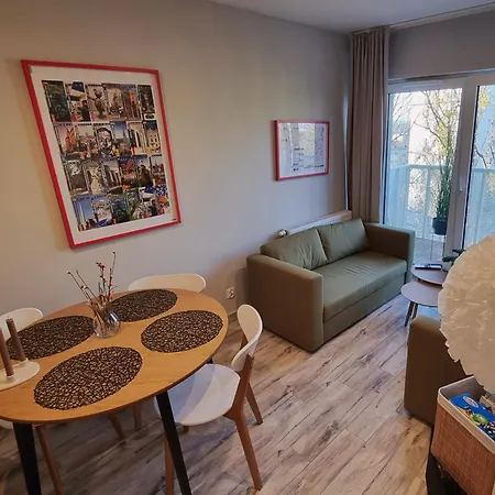 Srebrna Ostoja 65- Atlas Arena, Piotrkowska, Manufaktura, Prywatny Parking Łódź