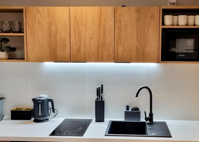 Srebrna Ostoja 65- Atlas Arena, Piotrkowska, Manufaktura, Prywatny Parking *